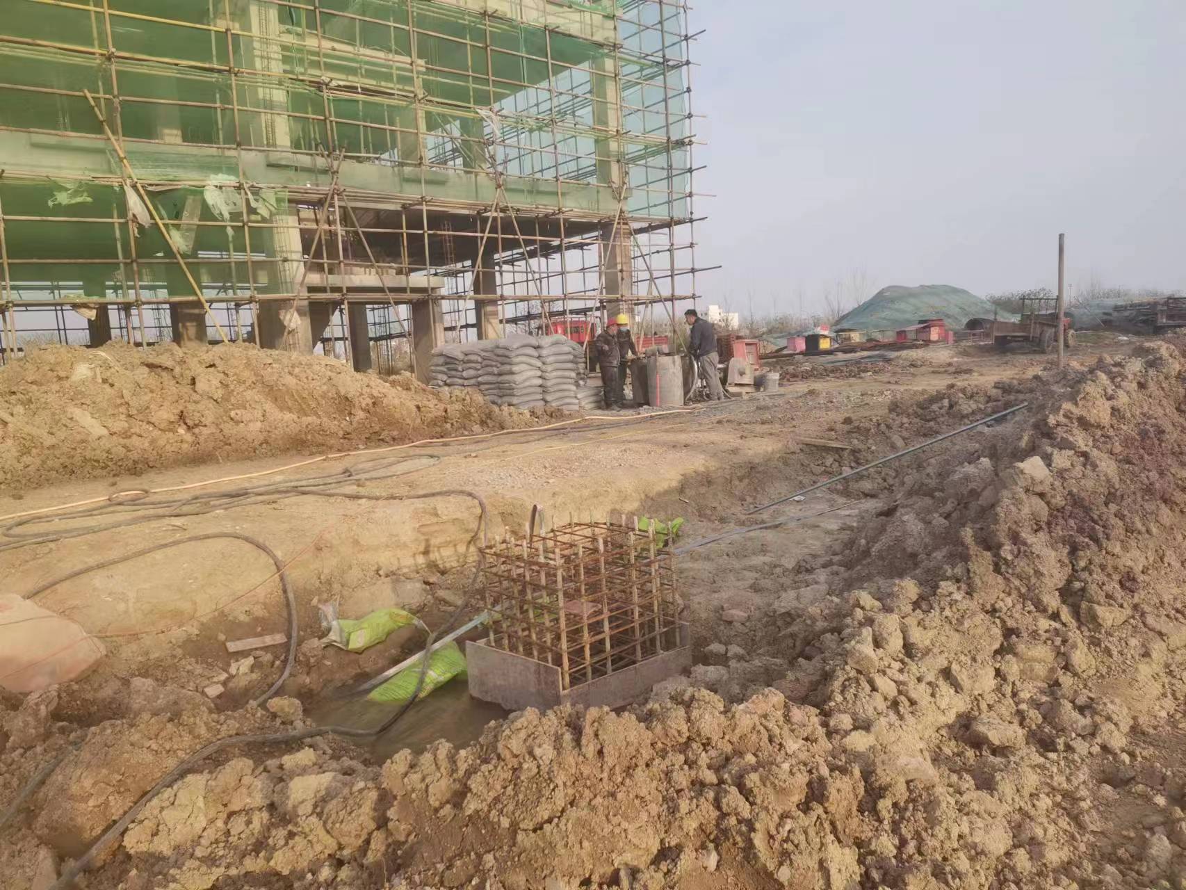 平邑当桥梁出现裂缝的时候应该及时加固修补